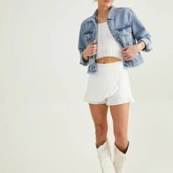 Riley Ruffle Skort -AS Revival store 002044 P31808 S23 IVORY 01