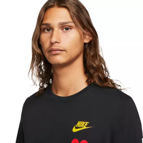 Men's Nike Sportswear 70s Graphic Long Sleeve T-Shirt 5 Men's Nike Sportswear 70s Graphic Long Sleeve T-Shirt - Image 3